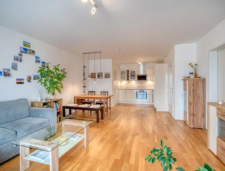 HP1-2-Zimmer-Wohnung-Neumarkt-Wohnzimmer