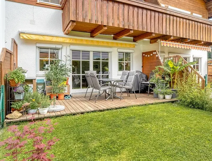 HP1_Reihenhaus_Obertrum_Garten-Terrasse