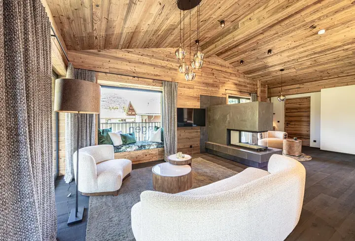 Luxuriöses Ambiente in alpiner Umgebung