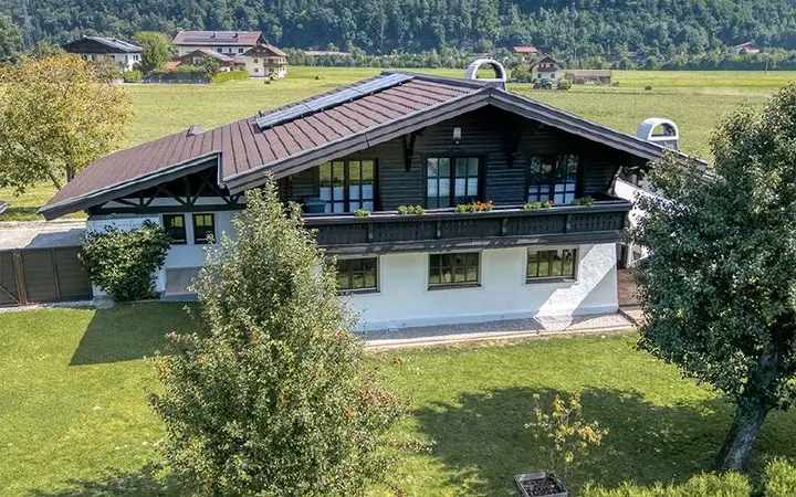 HP1-Einfamilienhaus-Hallein-Hausansicht
