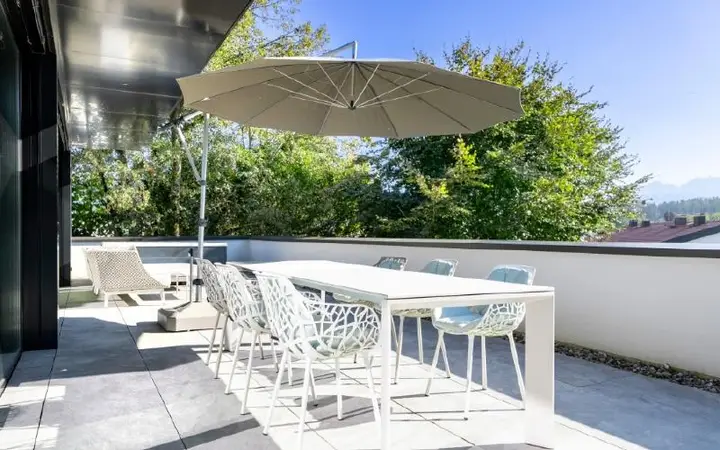 HP1-2-Zimmer-Penthouse-Salzburg-Morzg-Terrasse
