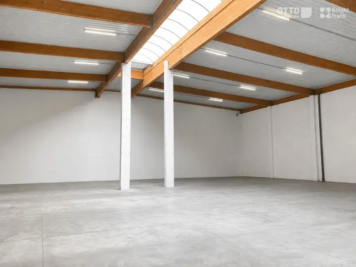 Halle 7