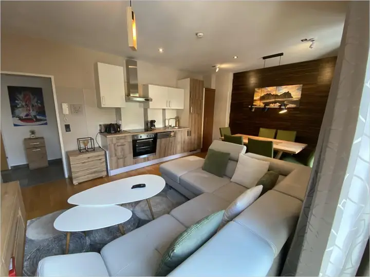 Beispiel renovierte Wohnung/example already renovated apartment