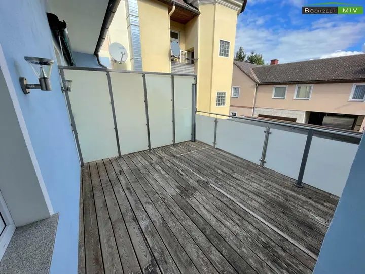 großzügige Terrasse