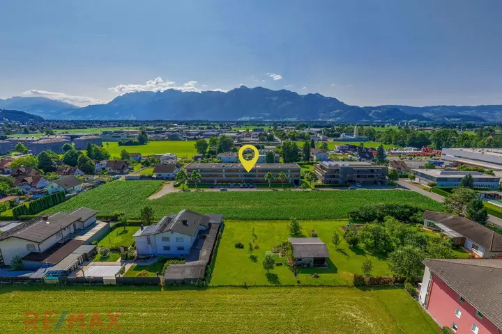 Drohnenaufnahme Hauseingang