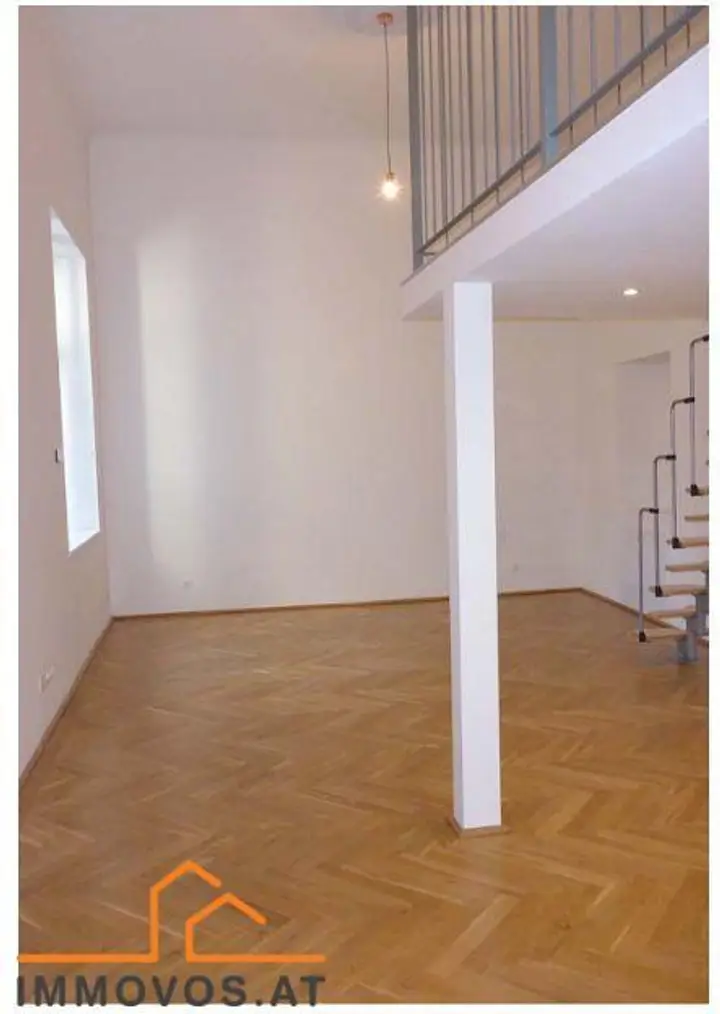 Zimmeransicht mit Galerie.jpg