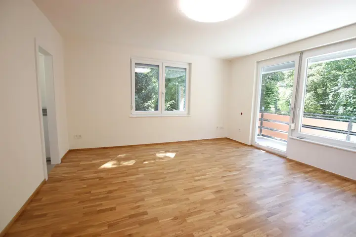 TOP sanierte Wohnung mit Balkon und Parkplatz in Krumpendorf in direkter Seenähe - Provisionsfrei für den Mieter!