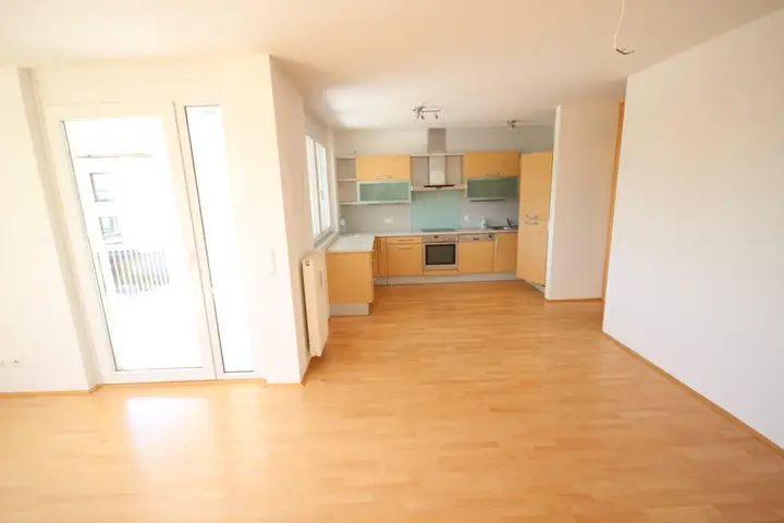 Traumhafte 3 Zi Wohnung mit Balkone und Carport am Kreuzbergl
