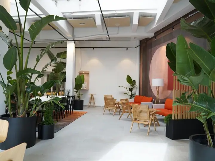 Lobby 3
