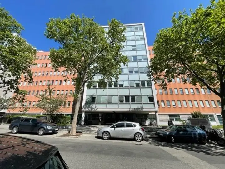 Frontansicht Brehmstraße 12, 1110 Wien