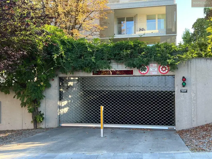 Hausansicht/Garage