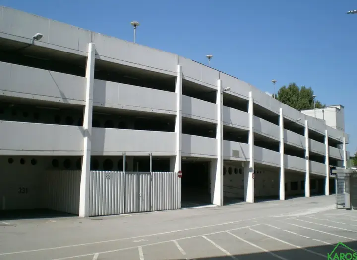 Parkdeck Außenansicht