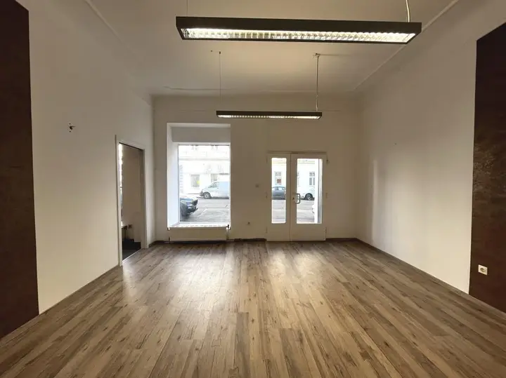 Büro I
