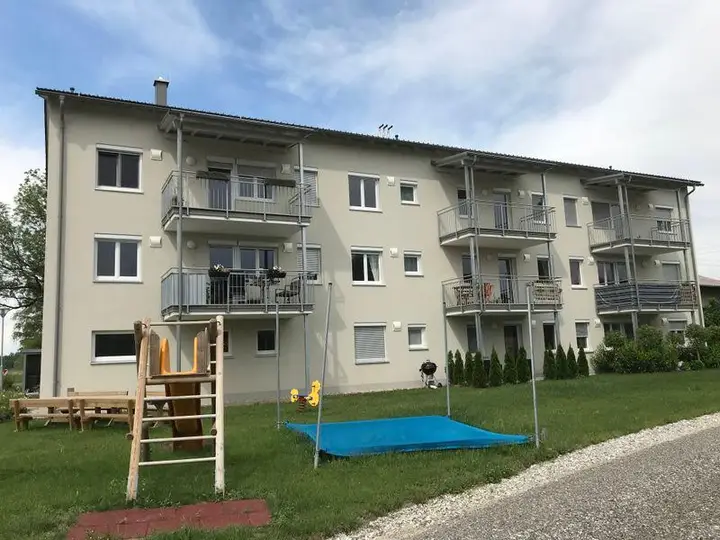 inbiau dasc1 7950 ÜberackernAußenansicht.JPG