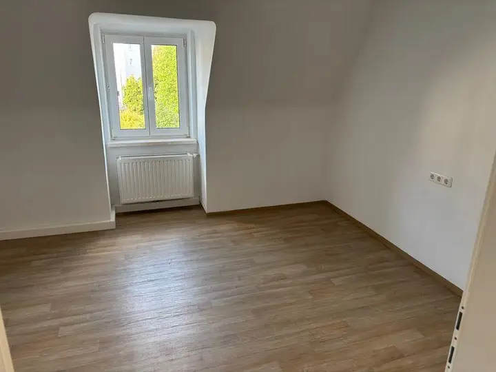 totibi ansc 201 Dr.Bayerstraße2 6 Schlafzimmer.jpeg