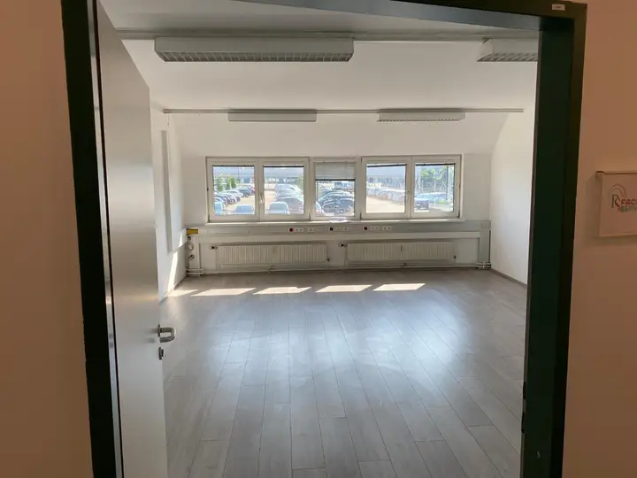 Eingang Büro