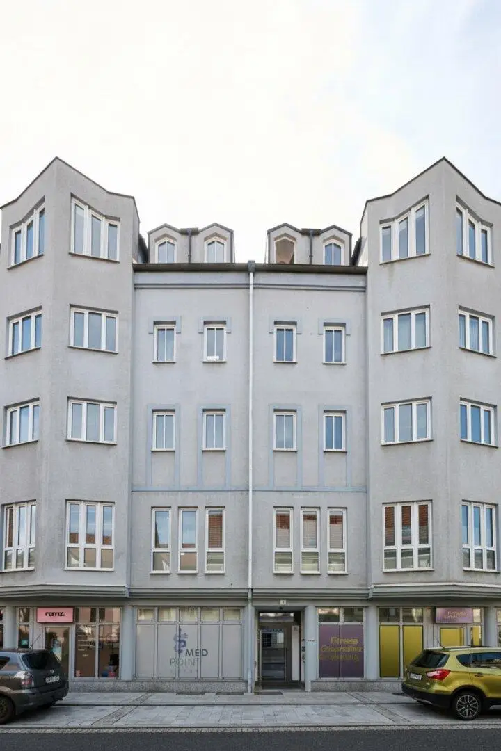 Geschäfts- u. Gesundheitszentrum Med Point