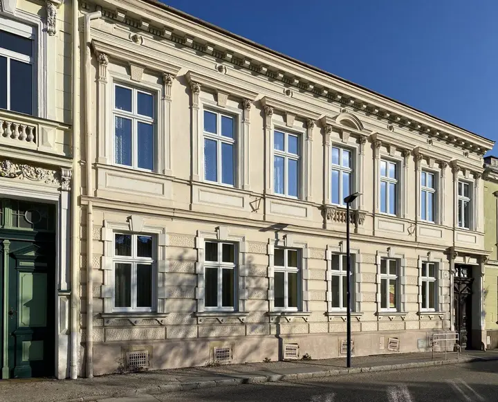 Straßenansicht