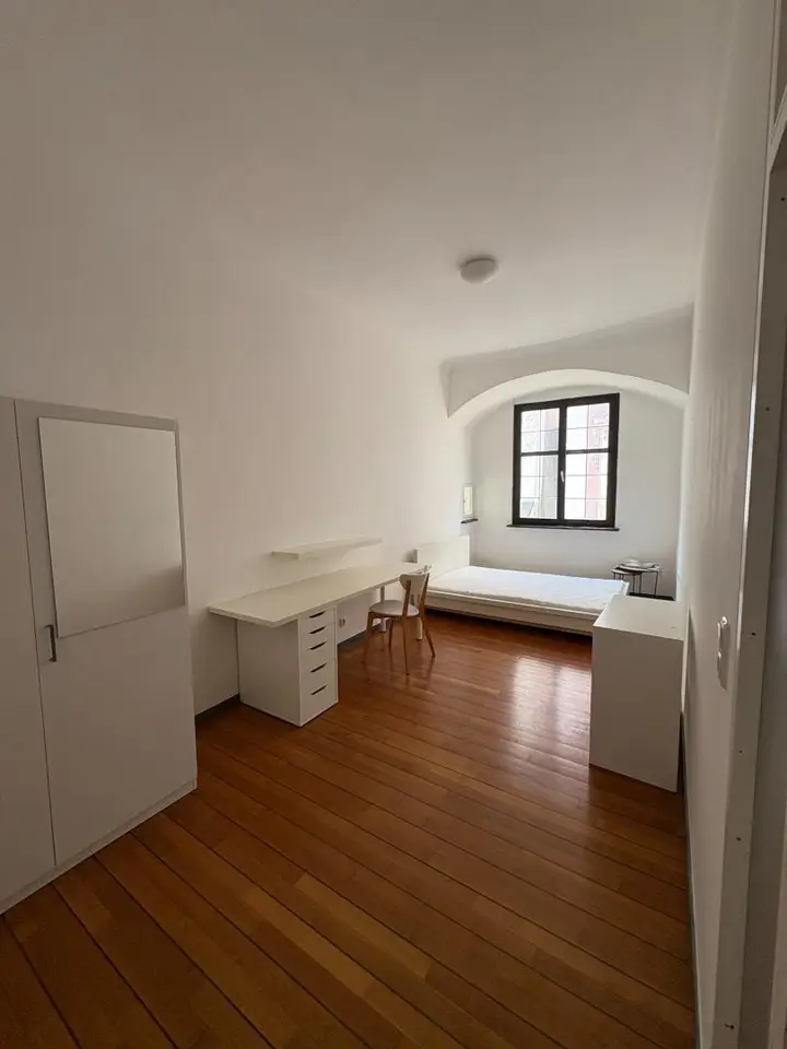 Zimmer 4