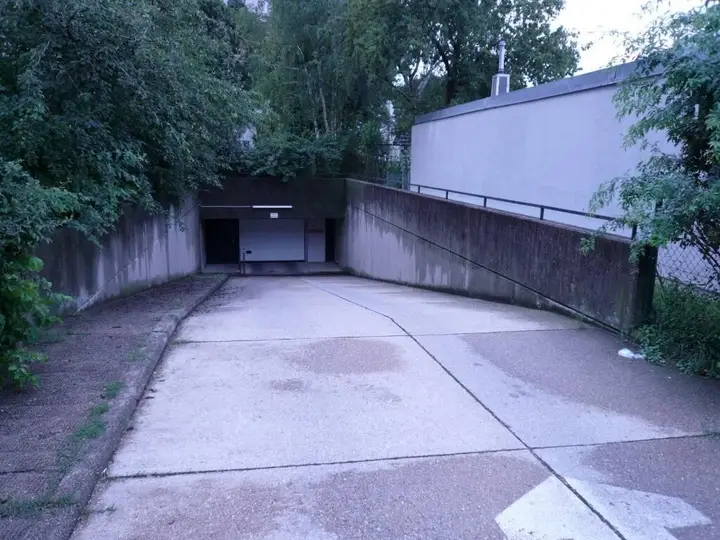 Garageinfahrt