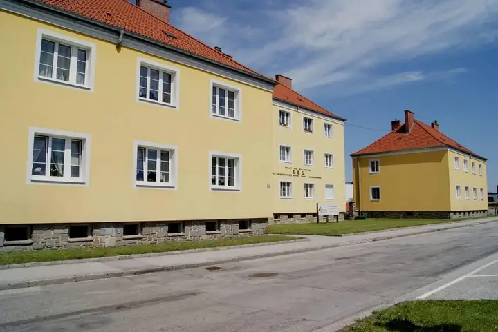 305001_Hausansicht_soge.jpg