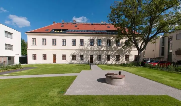 376001_Kaiser_Franz_Josef_Strasse_2_Hofansicht_albe.jpg