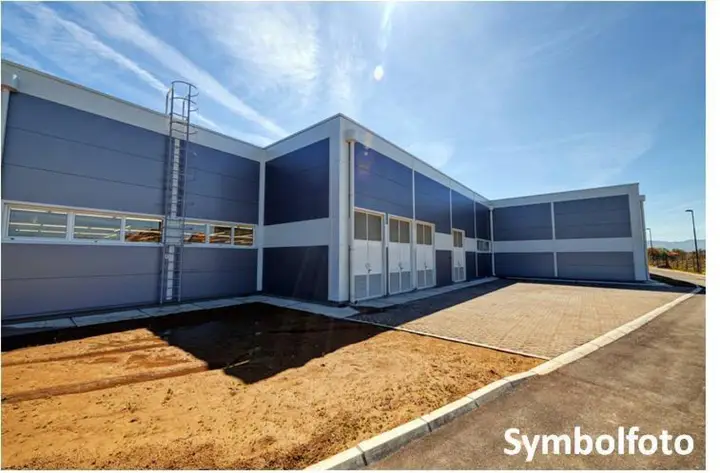 Symbolfoto für Gewerbehallen/Büro
