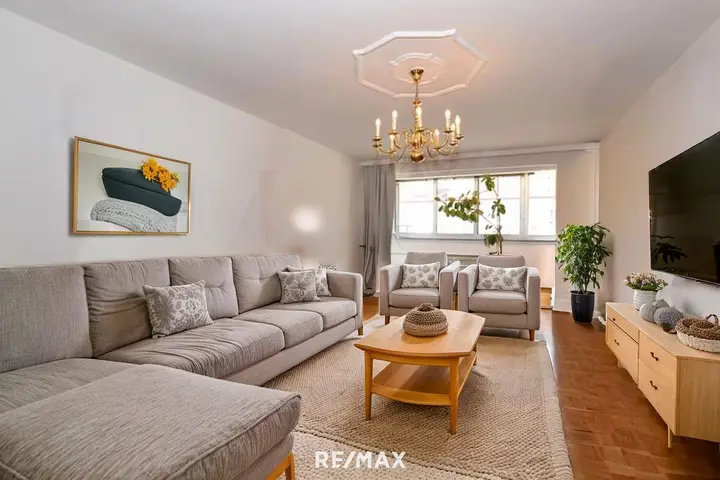 Wohonzimmer (Virtual Staging)