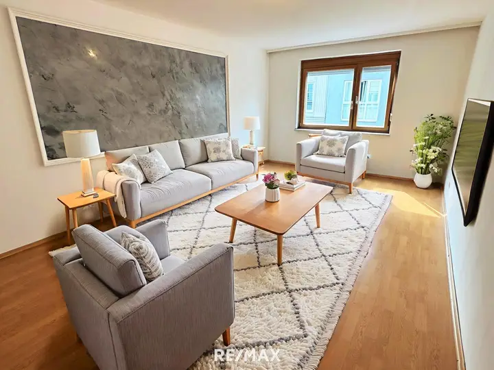 Wohnzimmer (virtuell eingerichtet)