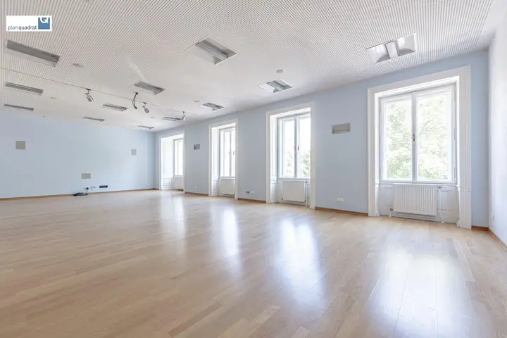 Büro 1 / Konferenzraum (ca. 70,80 m²)