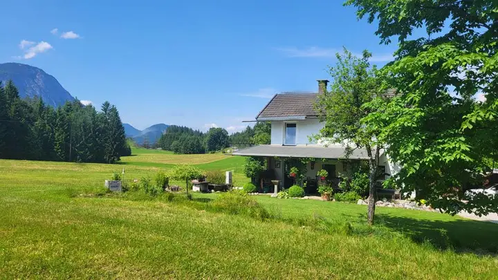 Grundstück mit Altbestand -Wohnhaus-