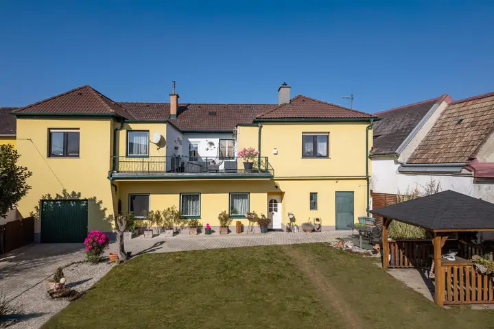 Haupthaus - Innenhof