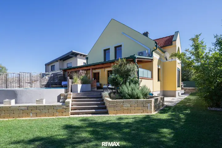 Haus - Garten Terrasse