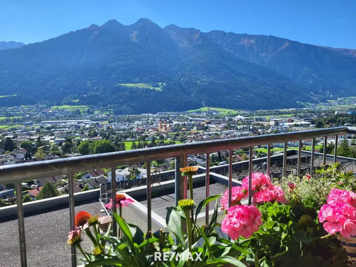 Ausblick vom Balkon Richtung Süden