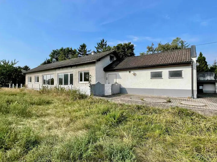 Seitenansicht Haus
