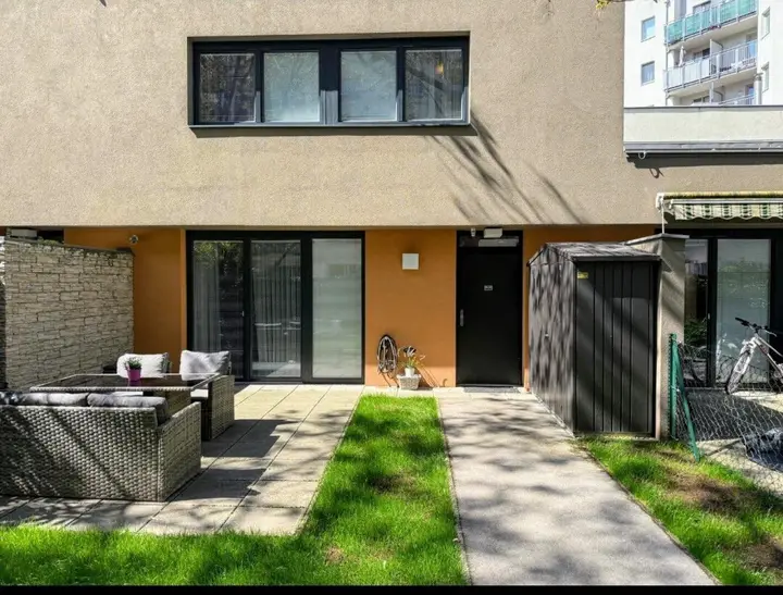 Reihenhaus mit Garten & Terrasse