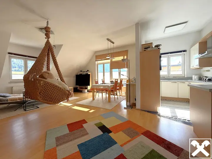 Wohnzimmer und Küche