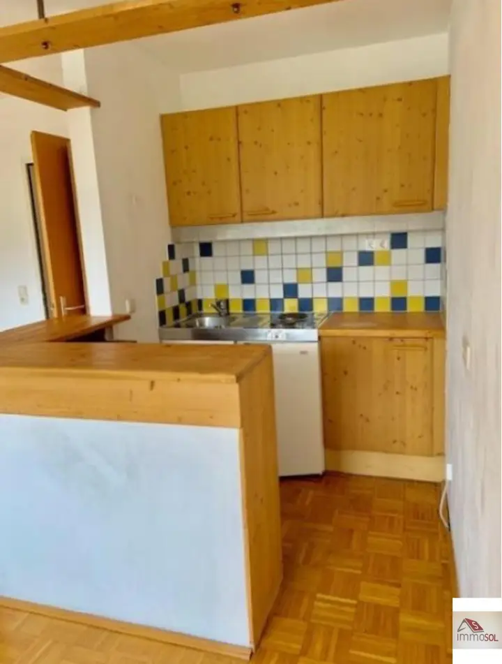 Küche mit Holztheke