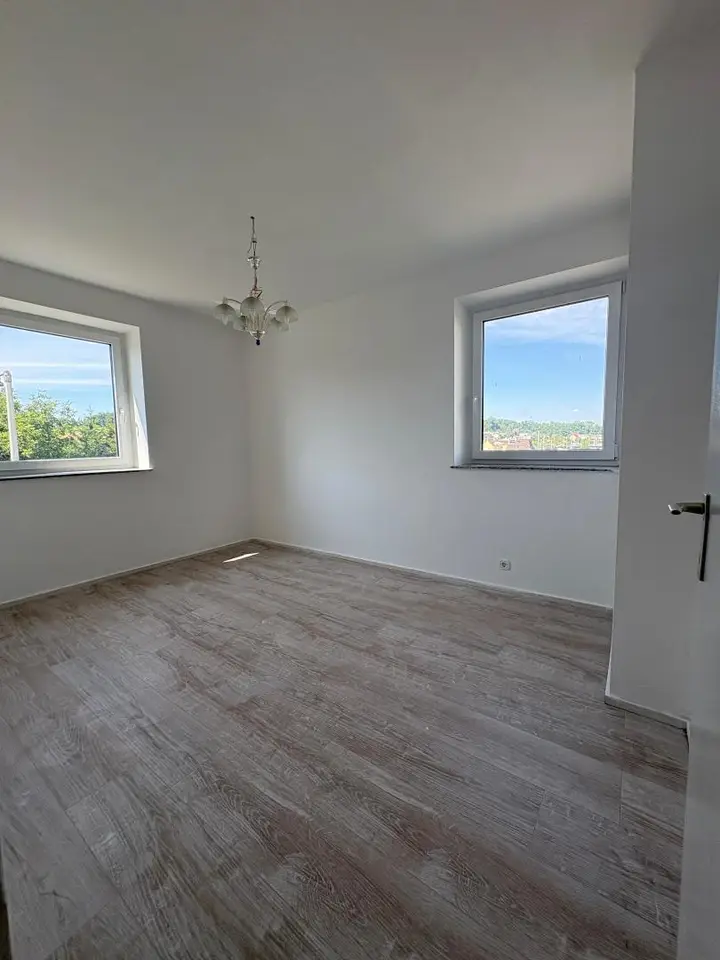 1. Wohnzimmer