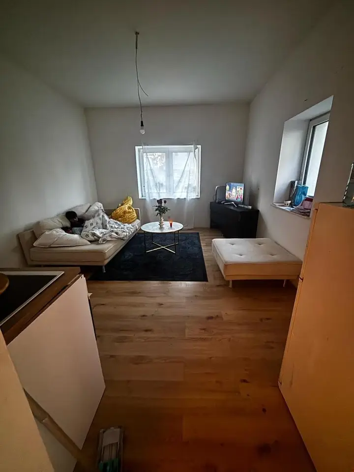 1 Wohnzimmer