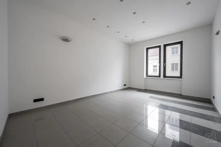 Stadthaus-Meidling-Zimmer-01