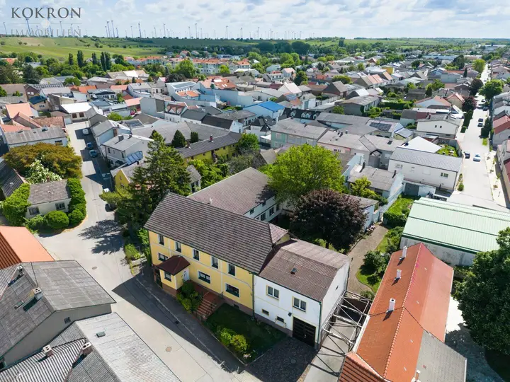 Gols und die Liegenschaft von oben