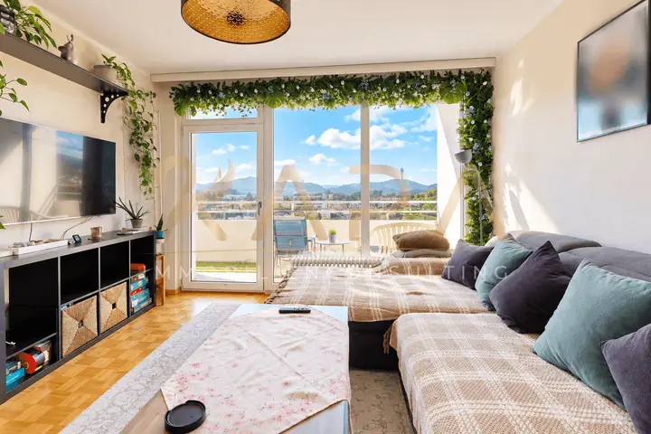 Wohnzimmer mit Panoramaview