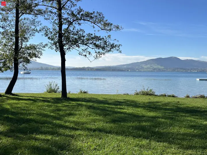 453 m vom Haus zum See