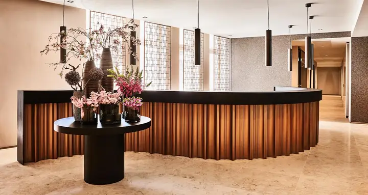 © Collection Business Center