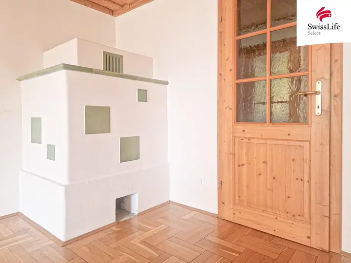 Kachelofen im Wohnzimmer