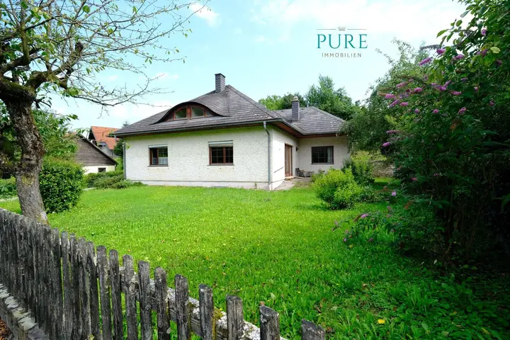 Einfamilienhaus im Grünen