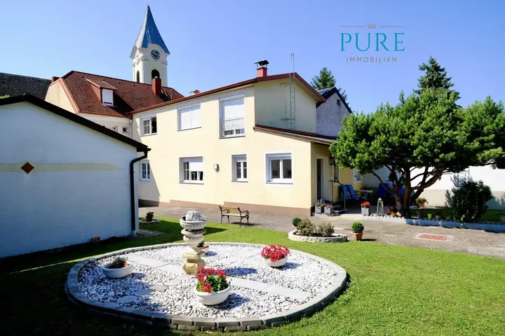 Sehr gepflegte Liegenschaft mit 2 Wohneinheiten