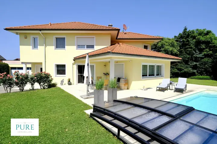 Exklusive Villa mit Pool auf herrlichem Eigengrund