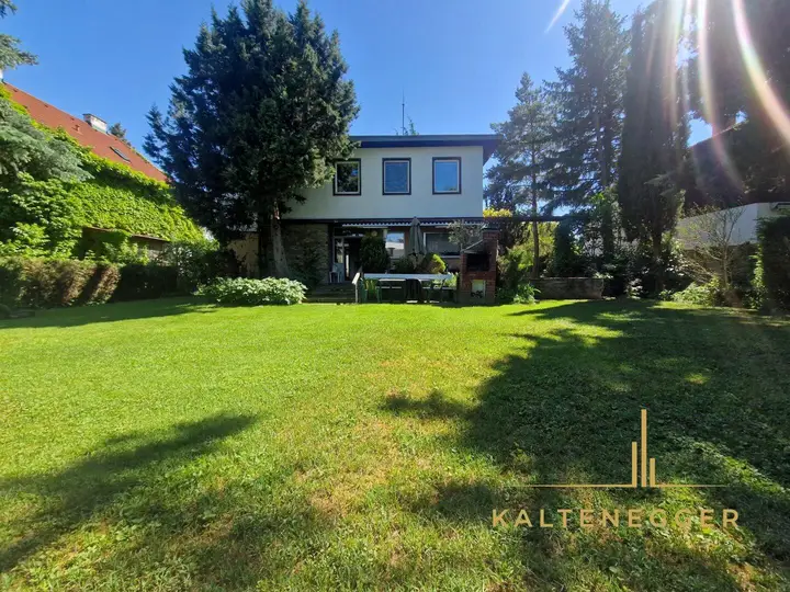 Haus + Garten Hinteransicht